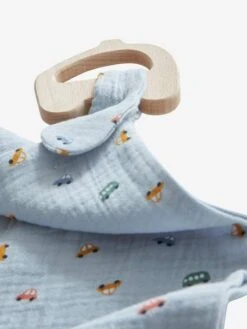 Doudou En Gaze De Coton + Hochet Bois EN VOITURE SIMON Multicolore - Vertbaudet 13 Doudou En Gaze De Coton + Hochet Bois EN VOITURE SIMON Multicolore - Vertbaudet -Enfants Meubles Magasin doudou en gaze de coton hochet bois en voiture simon 5