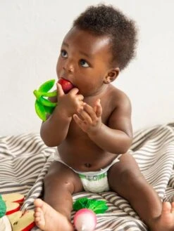 Jouet De Dentition Mery La Cerise - OLI & CAROL Rouge - Oli Et Carol -Enfants Meubles Magasin jouet de dentition mery la cerise oli carol 4