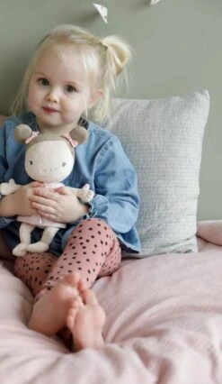 Poupée LITTLE DUTCH Bébé Rosa Et Ses Accessoires Rose - Little Dutch -Enfants Meubles Magasin poupee little dutch bebe rosa et ses accessoires 4